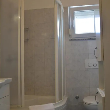 Lb Punta Bajlo Apartment *