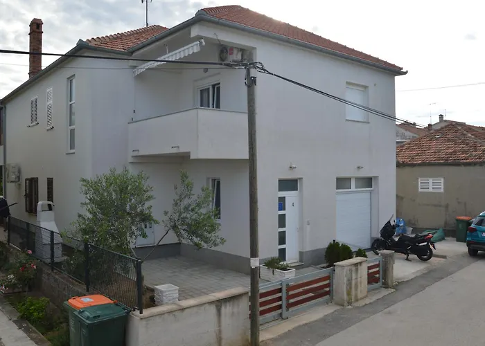 Lb Punta Bajlo Апартаменты