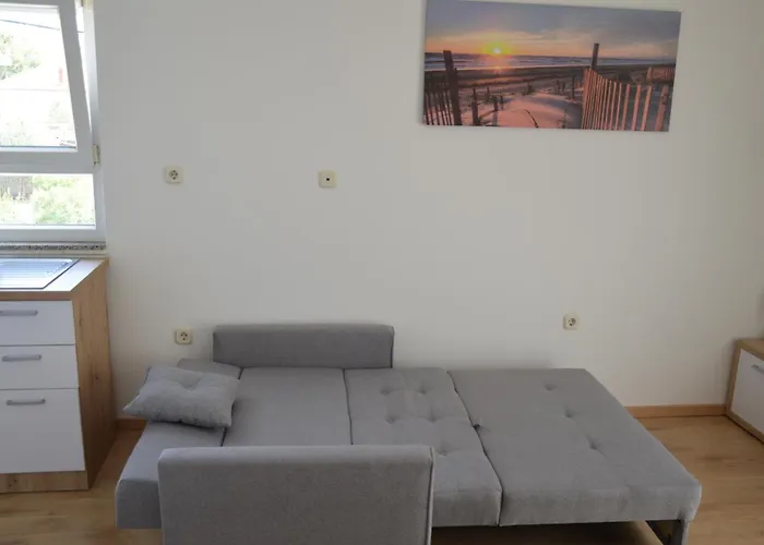 公寓 Lb Punta Bajlo 扎达尔