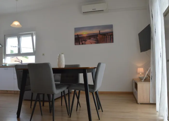 Lb Punta Bajlo Апартаменты